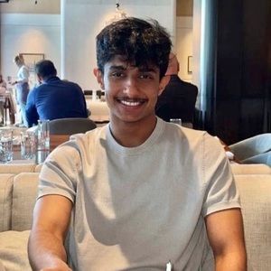 Meet your Posher, Laith